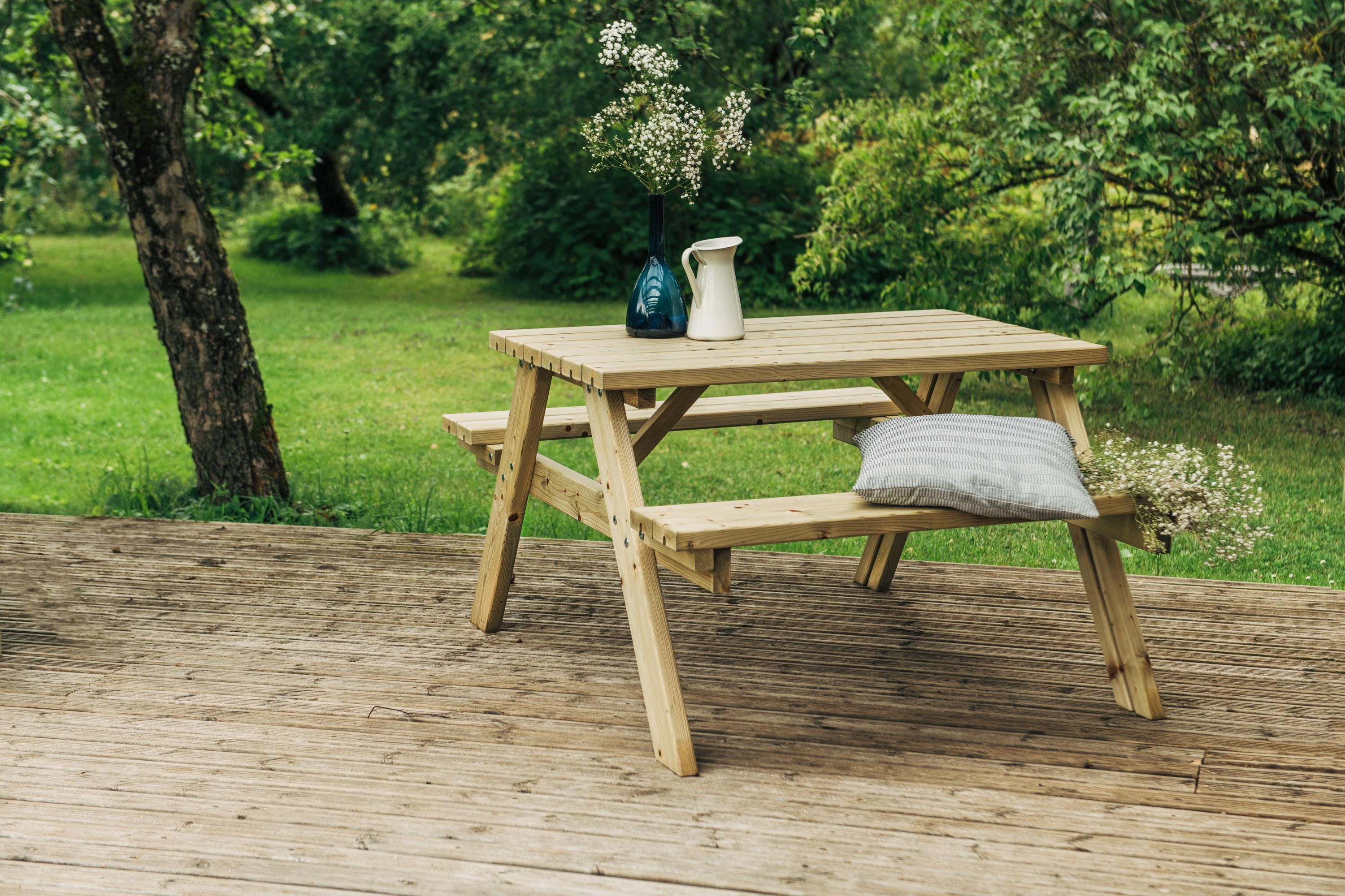 Classic Wooden Picnic Table – Outdoor Garden Table with Benches | Pine Wood